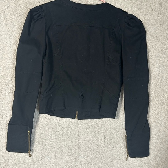 Vintage Baby Phat Black and Gold Tailored Blazer. Cropped. Y2K 90’s - Picture 5 of 10